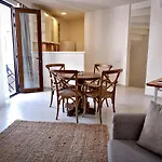 Bono Old Town Aparthotel 4*
