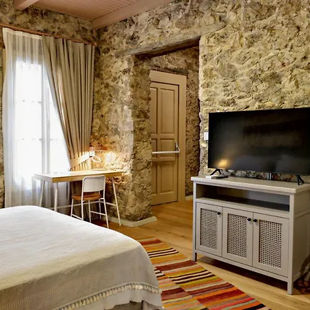 Bono Old Town Aparthotel 4*