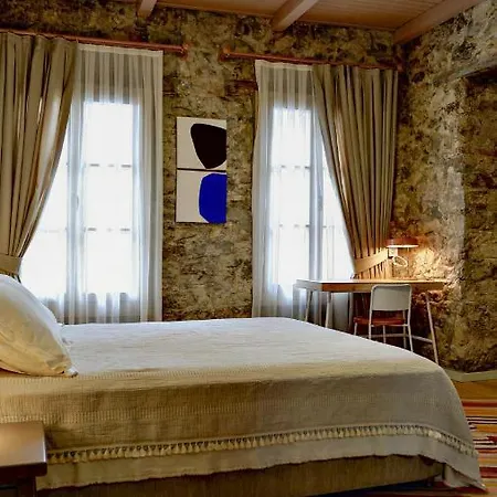 Bono Old Town Apartahotel 4*